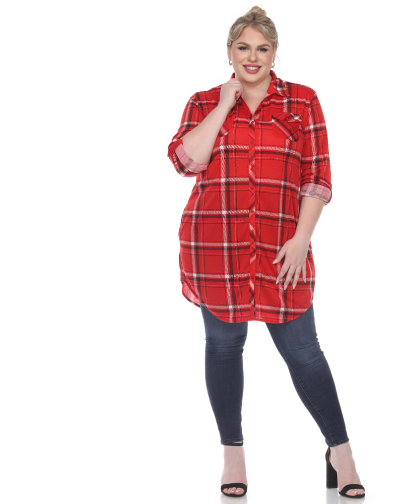 Front of a model wearing a size 1X Plaid Tunic Top in Red by White Mark. | dia_product_style_image_id:257610